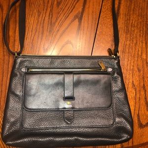 A beautiful black Fossil purse!